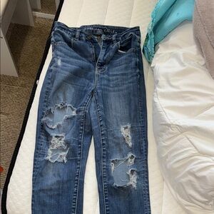 American Eagle Outfitters Women's Blue Distressed Jeans